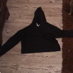 a nice black cropped long sleeve hoodie from simply threads.